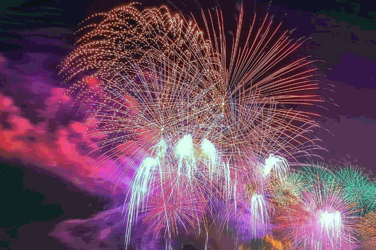 Профессиональная пиротехника ОПТОМ Гурьевск Калининградская область  | gurevskkaliningradskaya.salutsklad.ru