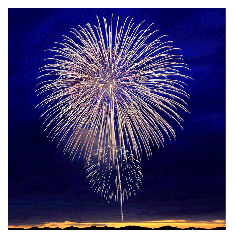 Организация фейерверков на Новый год  Гурьевск Калининградская область | gurevskkaliningradskaya.salutsklad.ru