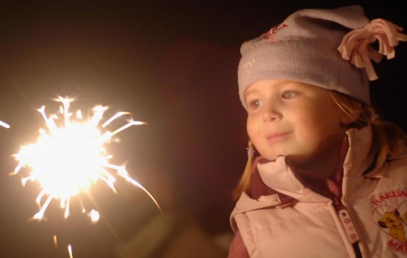 Ура, каникулы! Пиротехника, которую можно запускать с детьми - Гурьевск Калининградская область | gurevskkaliningradskaya.salutsklad.ru